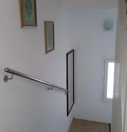 Artemis فندق