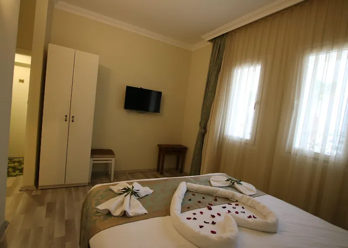 Artemis Hotel 2*